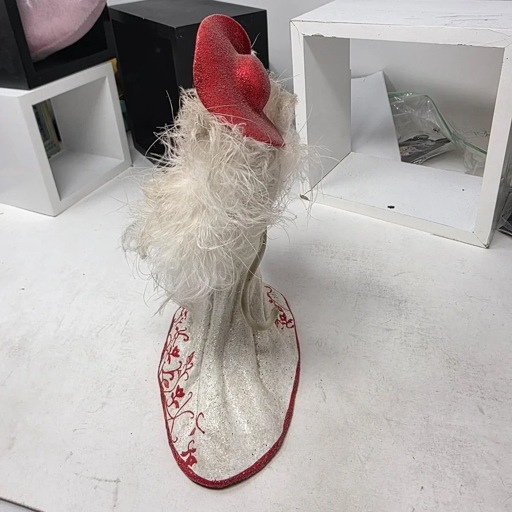 Mae West Figurine By Margaret Le Van Alley Cat (glass Missing)